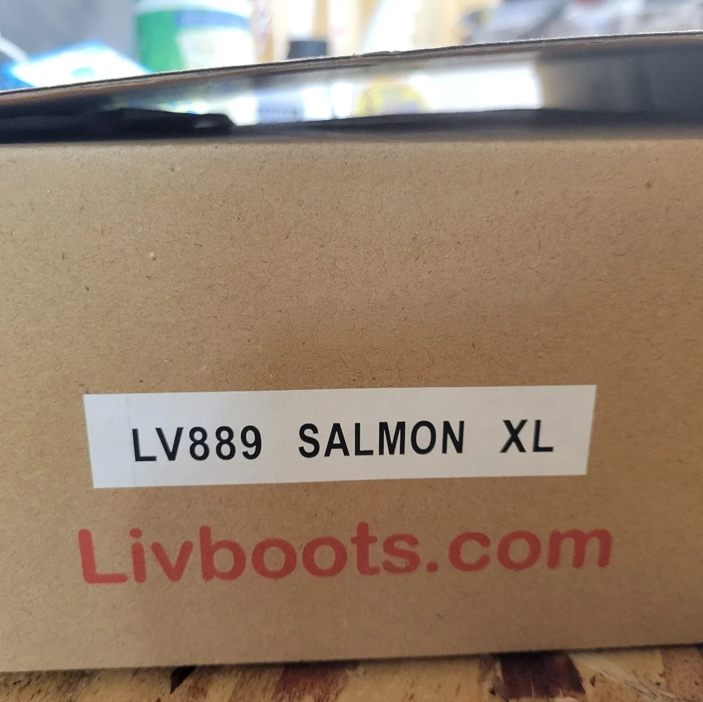 LivBoots New In Box Salmon‎ Pink Knit Suede Boots Size XL Youth 2-3